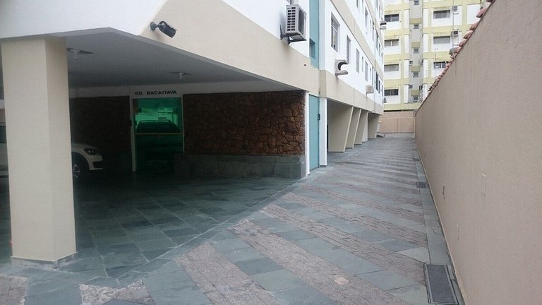 APARTAMENTOS ENSEADA GURUJA
