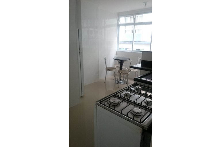 APARTAMENTOS ENSEADA GUARUJÁ 2