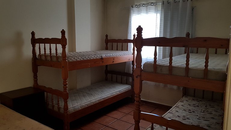 APARTAMENTOS ENSEADA GURUJA