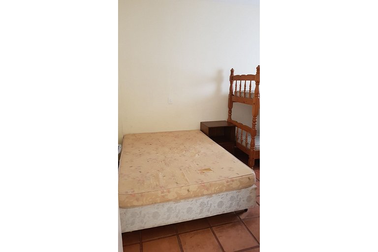 APARTAMENTOS ENSEADA GURUJA